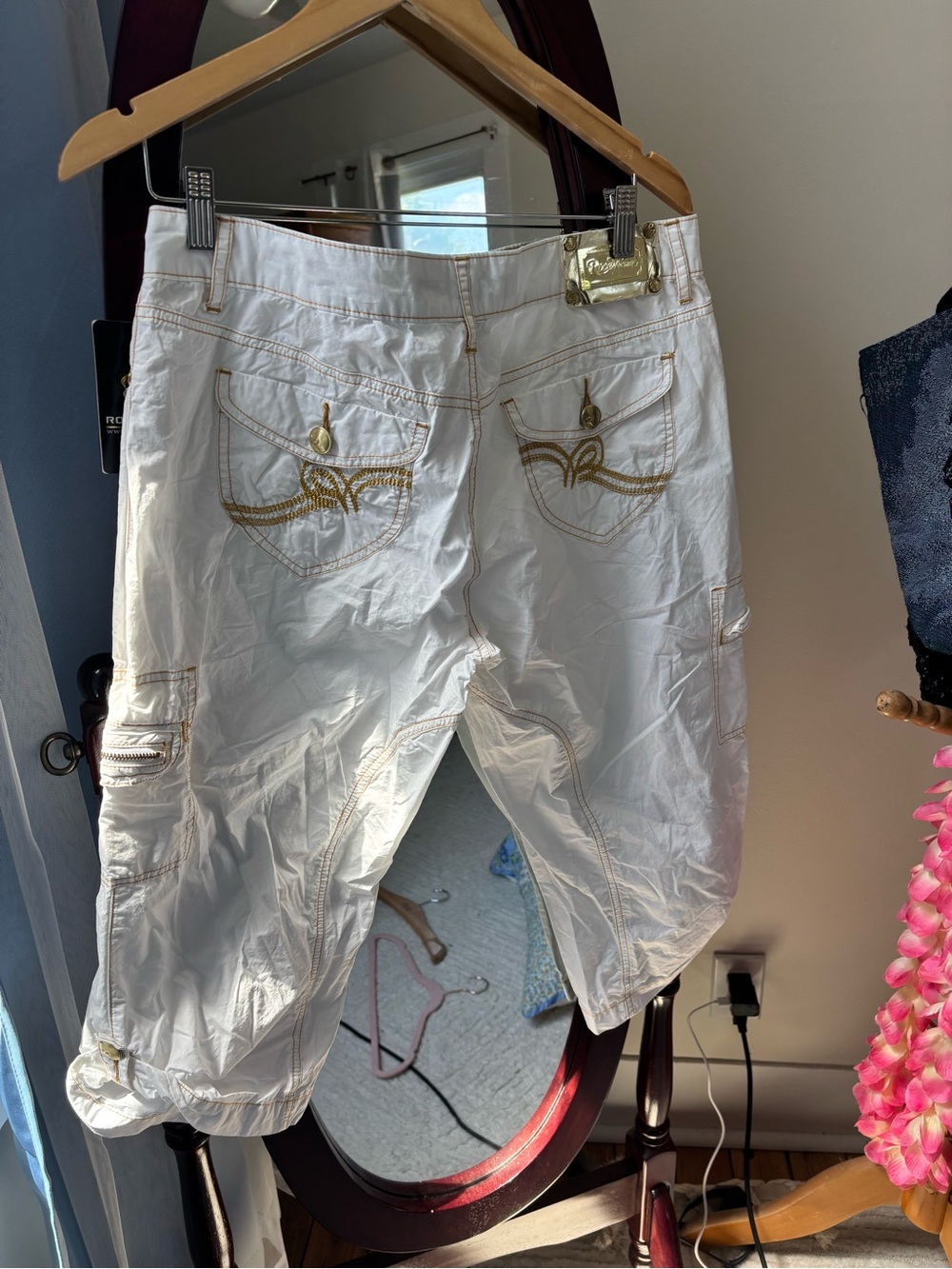 Y2k rocawear White Cargo Capri Pants with Gold Stitching